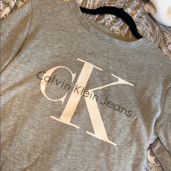 Calvin Klein Sweaters - Calvin Klein crew neck